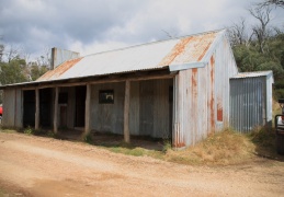 Huts Trip8